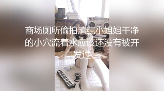 两个轻熟女少妇，大叔双飞，把他伺候的服服帖帖完美露脸